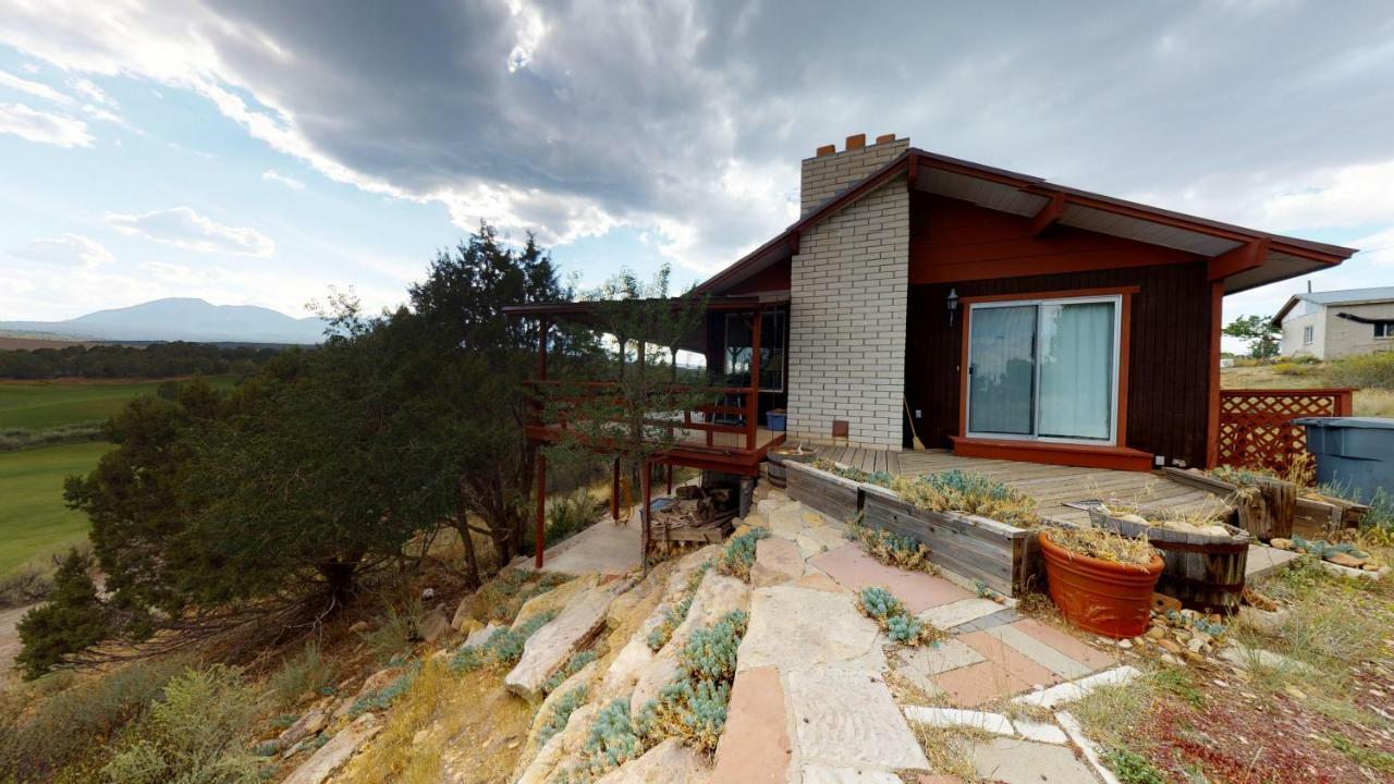 Hideout Ft Abajo 2 Bedroom Cabin, Stunning Views, Secluded! 몬티첼로 외부 사진
